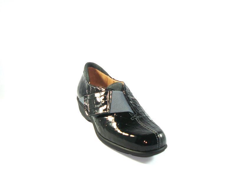 Zapato cuña negro en charol, Comfort Class - Imagen 1