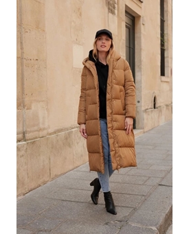 Abrigo acolchado camel - Imagen 1