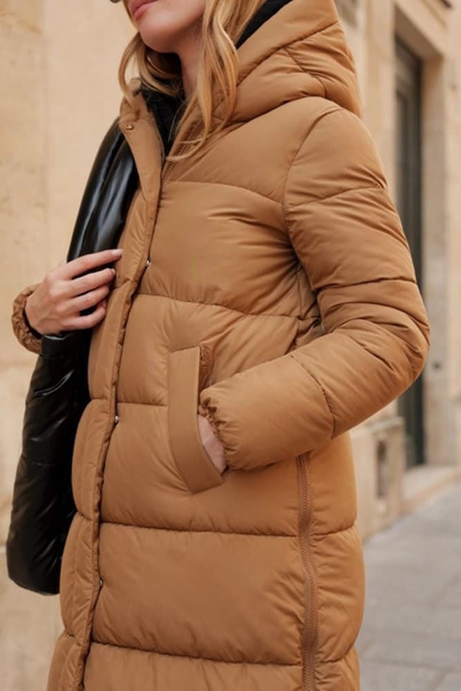Abrigo acolchado camel - Imagen 3