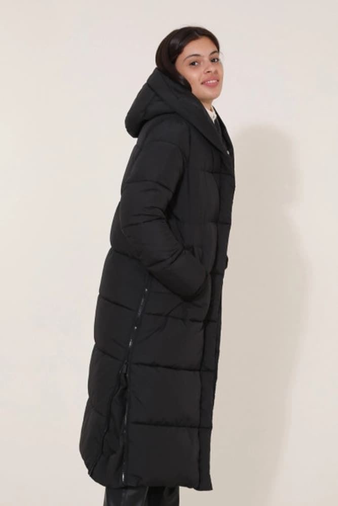 Abrigo acolchado con capucha negro - Imagen 3