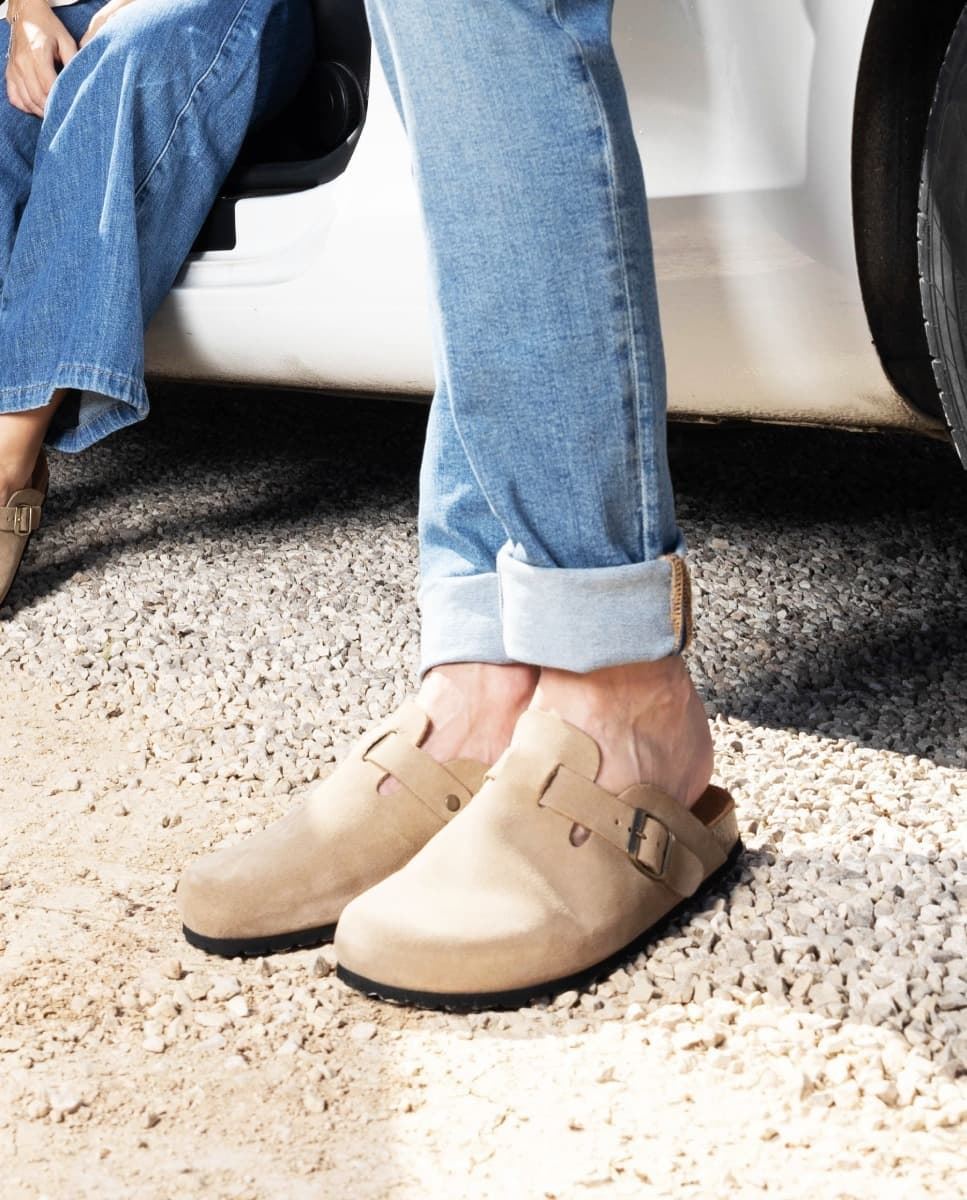 Autenti_ Zueco cosmo serraje topo chico - Imagen 4