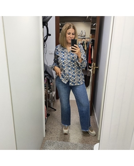 Blusa etampada tonos azules - Imagen 1