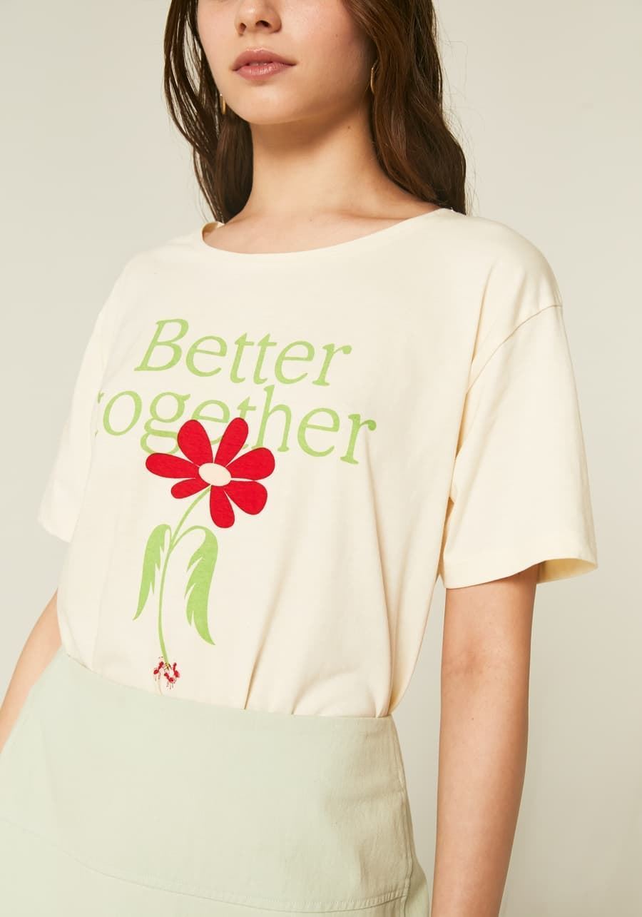Compañía Fantástica_ Camiseta Better Together - Imagen 3