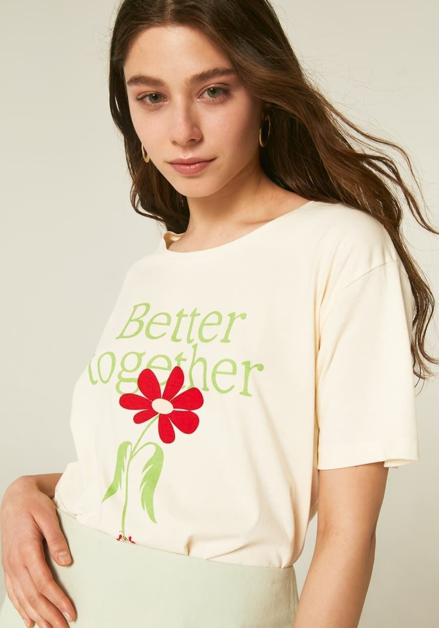 Compañía Fantástica_ Camiseta Better Together - Imagen 5