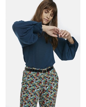 Compañía Fantástica_ Top cuello subido azul - Imagen 1