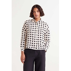 Compañía Fantástica_ Camisa estampado corazones negro - Imagen 1