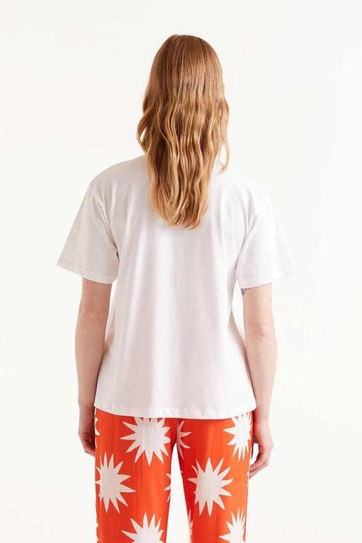 Compañía Fantástica_ Camiseta print flor blanca - Imagen 2