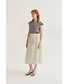 Compañía Fantástica_ Camiseta rayas negra bordado tulipán - Imagen 1