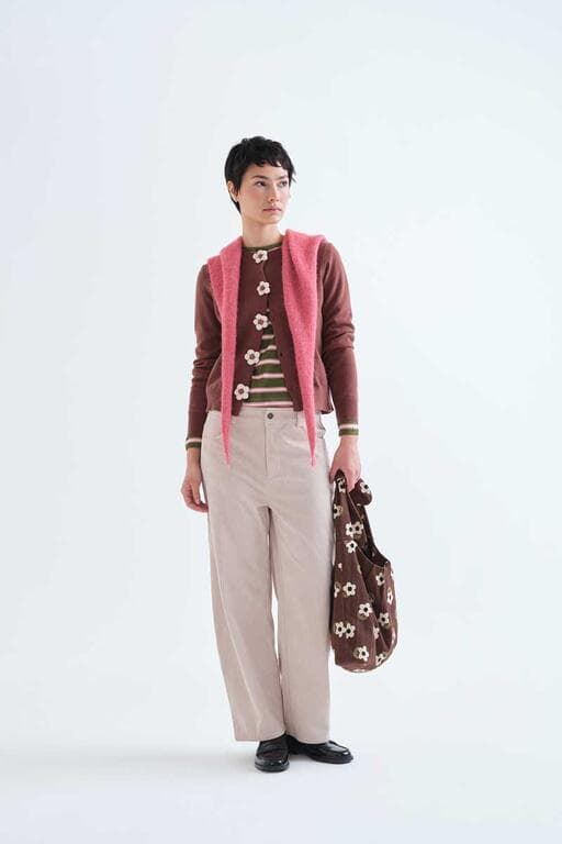 Compañía Fantástica_ Cardigan marrón botones flores - Imagen 4