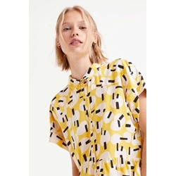 Compañía Fantástica_ Vestido corto camisero geométrico Onigiri - Imagen 2