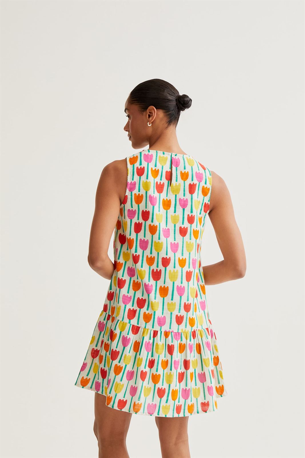 Compañía Fantástica_ Vestido corto estampado tulipanes - Imagen 2