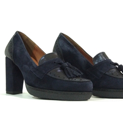 Desireé_ Zapato borlas serraje marino - Imagen 2