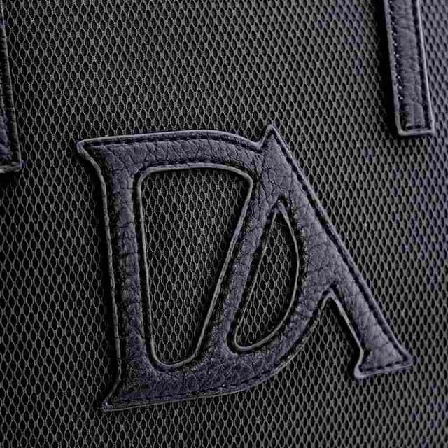 Don Algodón_ Bolso tipo mochila en negro - Imagen 4