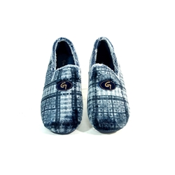 Garzón_ Zapatilla cerrada cuadros azul - Imagen 1