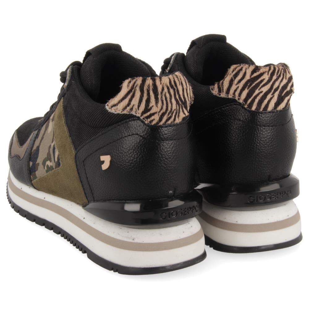 Gioseppo_ Sneakers con print de camuflaje y cuña interna - Imagen 3