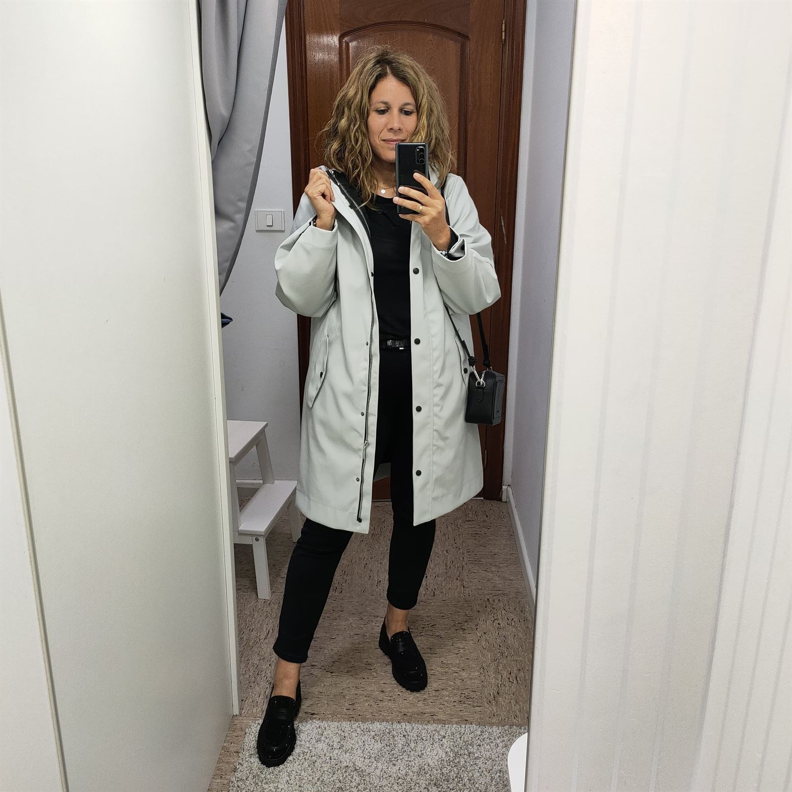 Md´M_ Parka estilo gabardina en gris - Imagen 1