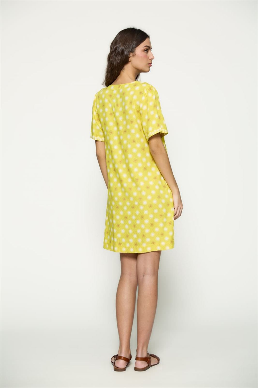 MD´M_ Vestido corto amarillo estampado asterisco - Imagen 2
