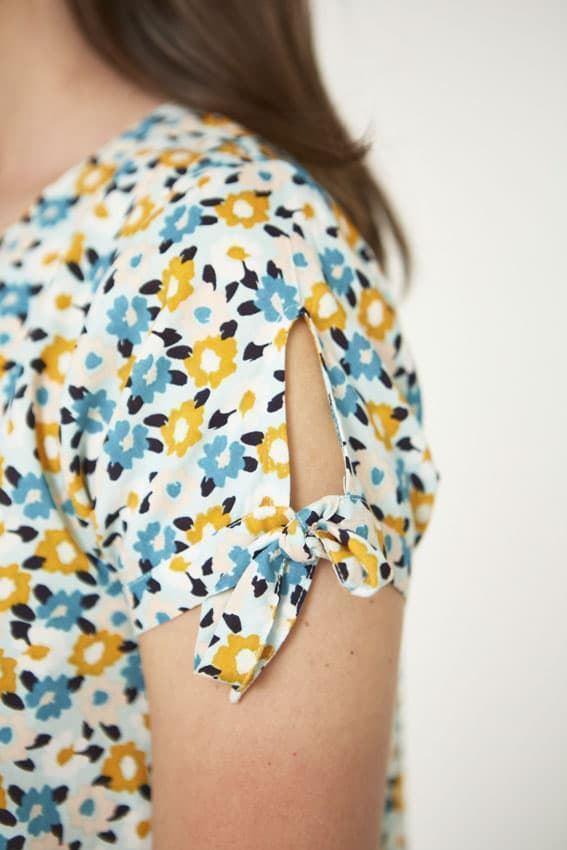 Md´M_ Vestido corto con estampado de flores - Imagen 4