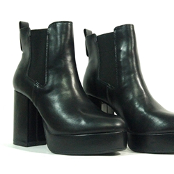 Mustang_ Botín tango black - Imagen 2