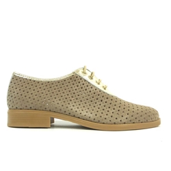 Pitillos_ Blucher con puntera y picado beige - Imagen 1