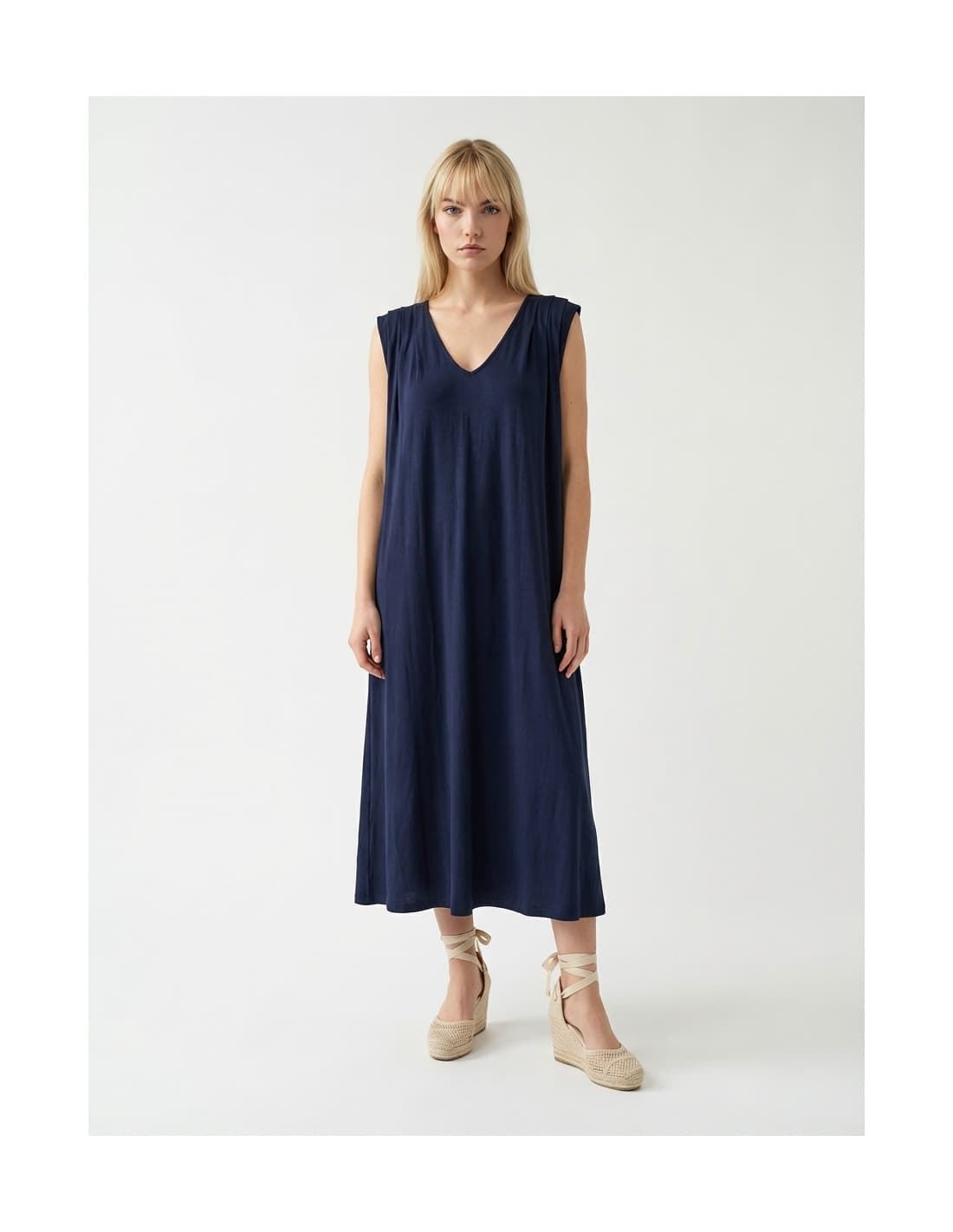 Scorzzo_ Vestido midi marino - Imagen 1