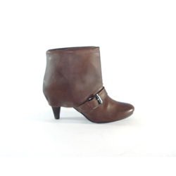 Si by sinela- Botin tacón marrón chocolate - Imagen 2