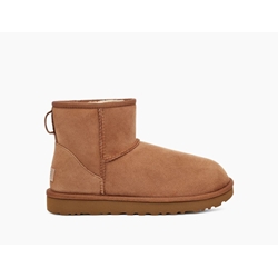 UGG_ Bota classic Mini II Chestnut - Imagen 2