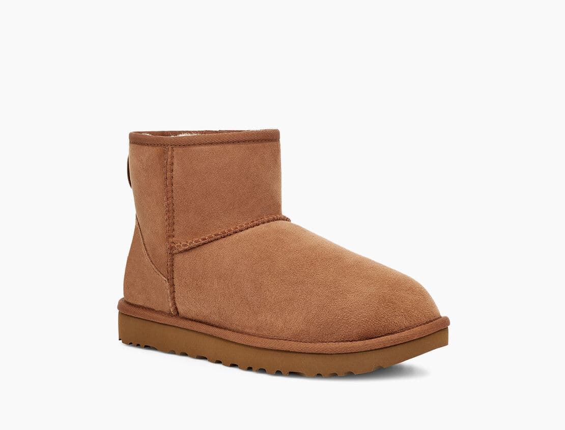 UGG_ Bota classic Mini II Chestnut - Imagen 4