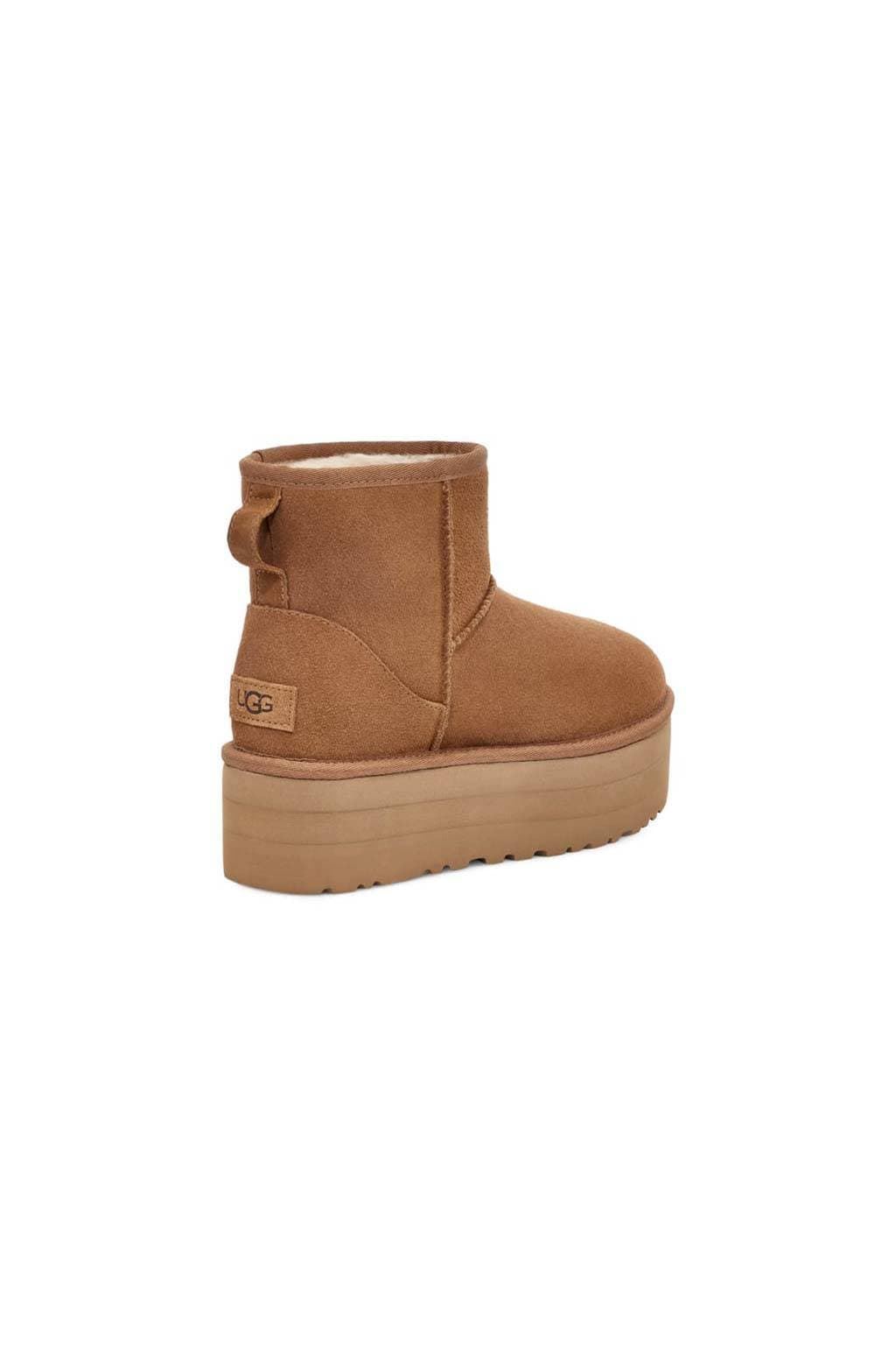 UGG_ Bota W Classic mini Plataform chestnut - Imagen 3